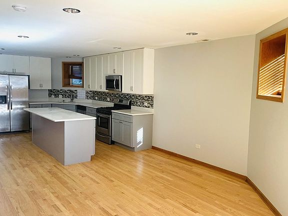 2nd image of 4839 S Forrestville Ave #G
