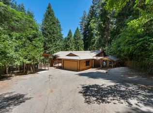 2935 Kimberly Ln, Pollock Pines, CA 95726
