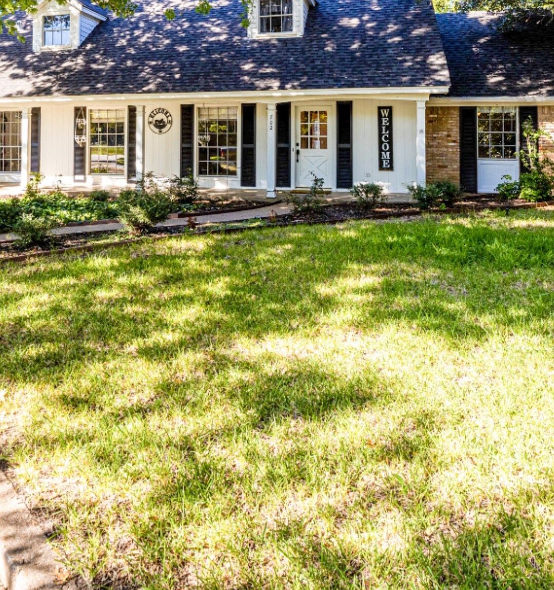 702 Adams Ln, Kaufman, TX 75142 | Zillow