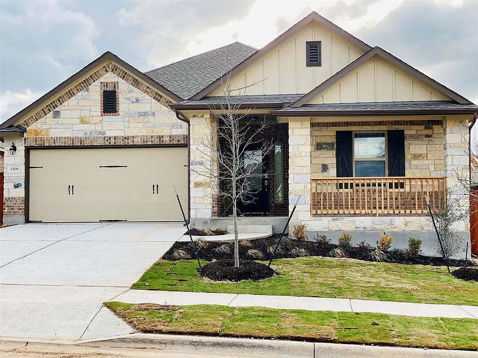 1309 Terrace View Dr
