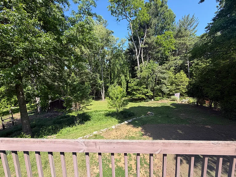 703 York Dr — Photo 12