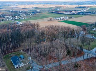 702 Lime Quarry Rd, Gap, PA 17527