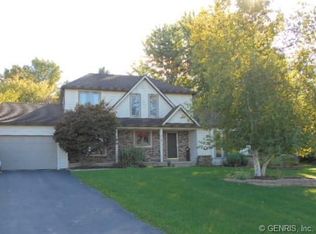 215 Haskins Ln S, Hilton, NY 14468