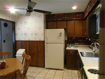 2nd image of 7 Vassar Trl