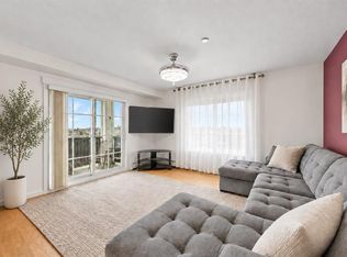 755 SW Copperpond Blvd SE #5309, Calgary, AB T2Z 4R2