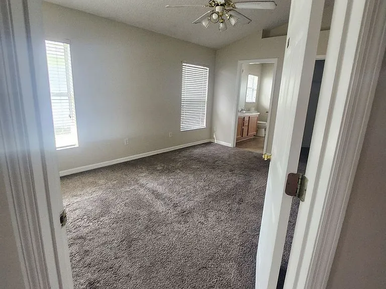2891 Stratford Pointe Dr — Photo 18