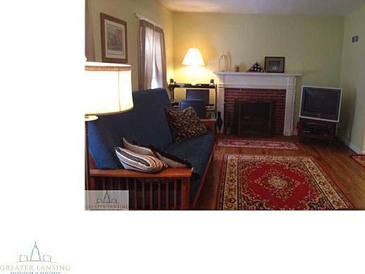 2nd image of 207 E Cowley Ave