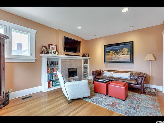 5th image of 1229 E Laird Ave