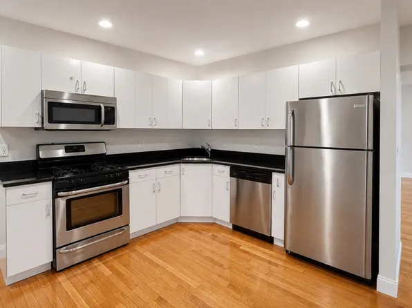 389 W Broadway APT 4, Boston, MA 02127