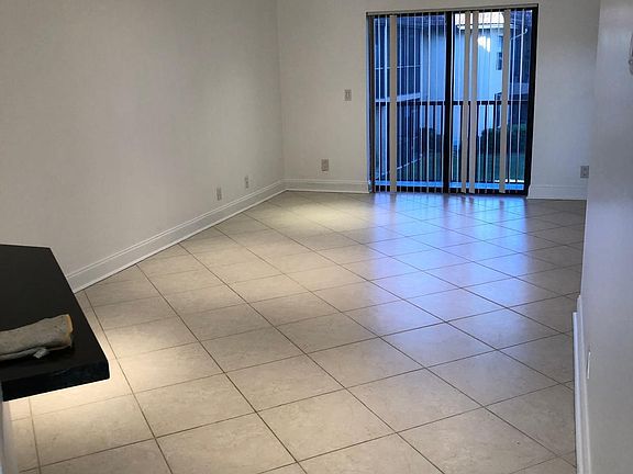 5th image of 21911 Lake Forest Cir APT 204