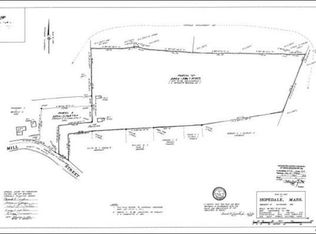 57 Mill St, Hopedale, MA 01747