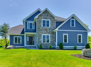 39 Blackthorn Rd, Shrewsbury, MA 01545