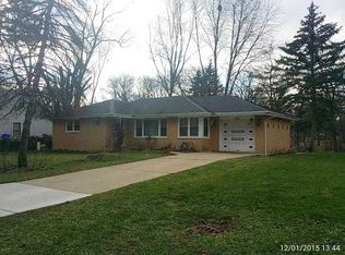 156 Edgebrook Rd, Wood Dale, IL 60191