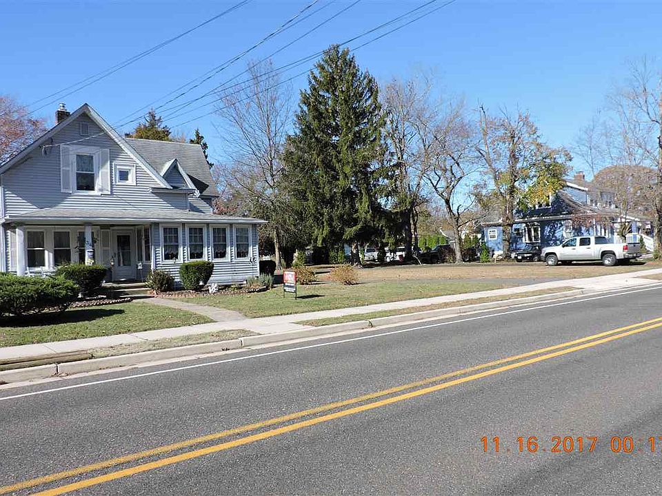 2nd image of 34 S Valley Ave
