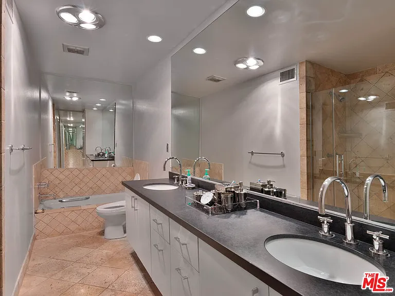 8455 Fountain Ave #312 — Photo 13
