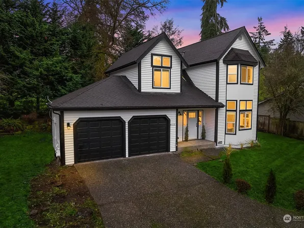 8113 NE 158th Street, Kenmore, WA 98028