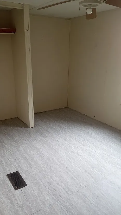 3 bed, 980 sqft, $1,050 — Photo 4