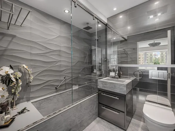 150 West 56th Street image 14 of 23