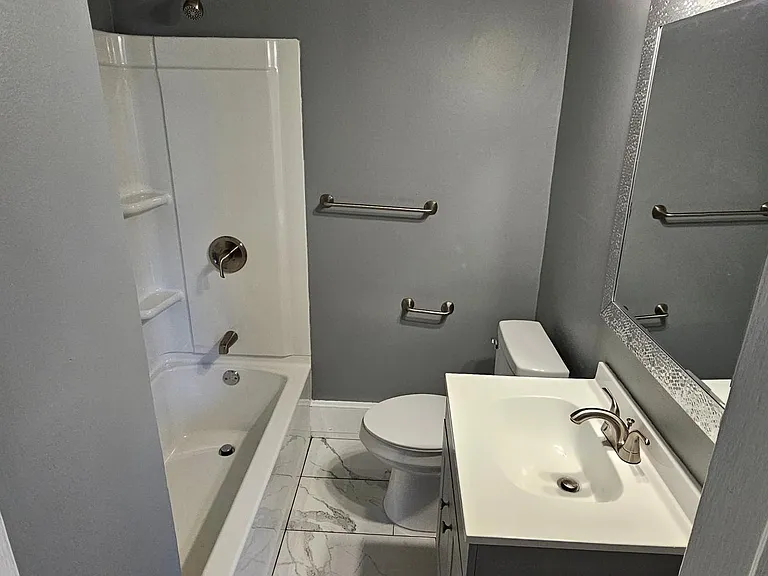 2341 Walden Dr #3 — Photo 6