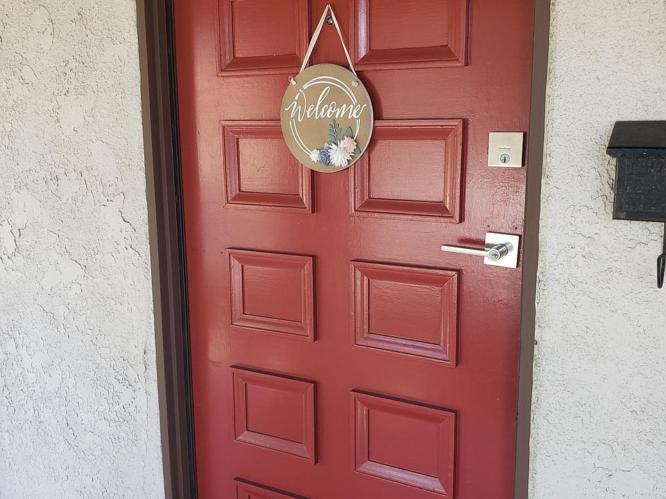 1st image of 158 W Via Vaquero