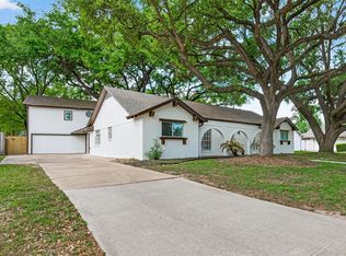 11507 Barwood Bend Dr, Houston, TX 77065