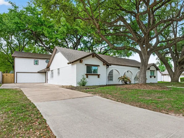 11507 Barwood Bend Dr, Houston, TX 77065