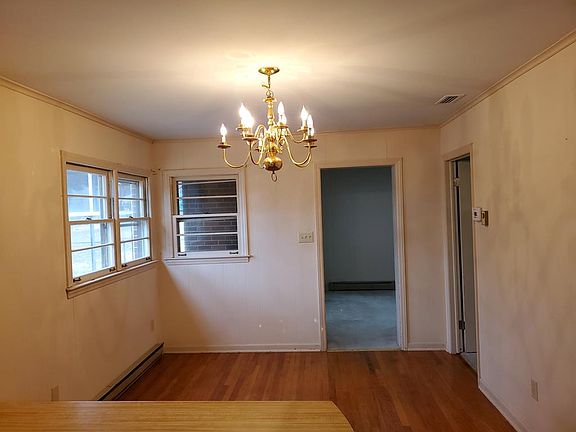 5th image of 516 Greenway Dr