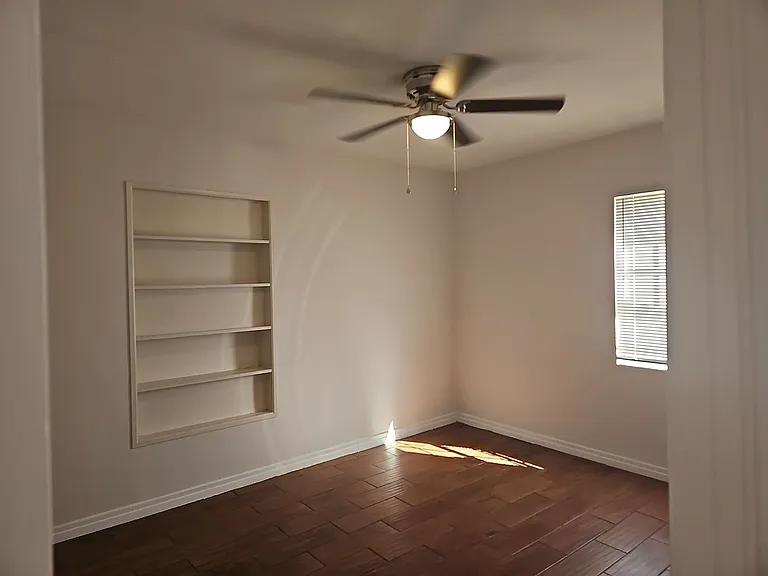 3448 Inwood Cir E — Photo 12