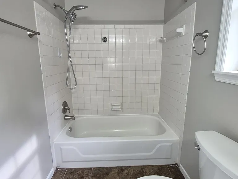 326 Nottingham Way — Photo 13