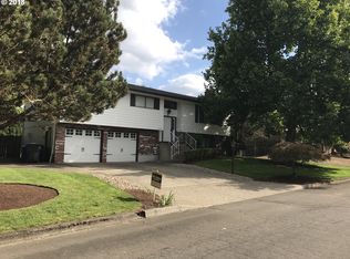 18920 Allegheny Dr, Oregon City, OR 97045