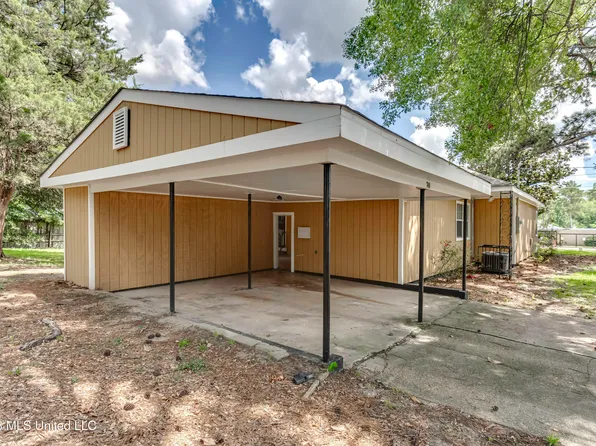 748 E Northside Dr, Jackson, MS 39206