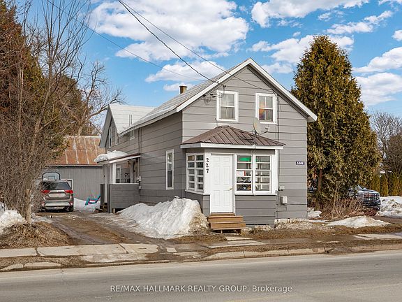 2nd image of 229 Gore St E