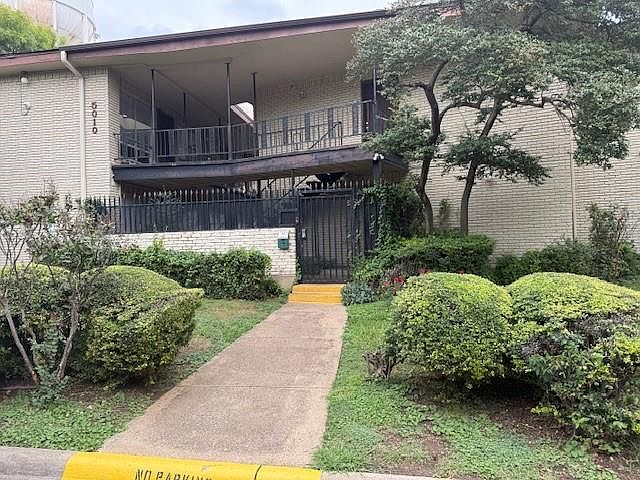 1st image of 5010 Bowser Ave #207
