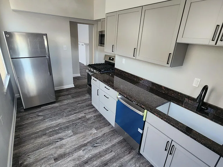 1815 Termon Ave #1A — Photo 1