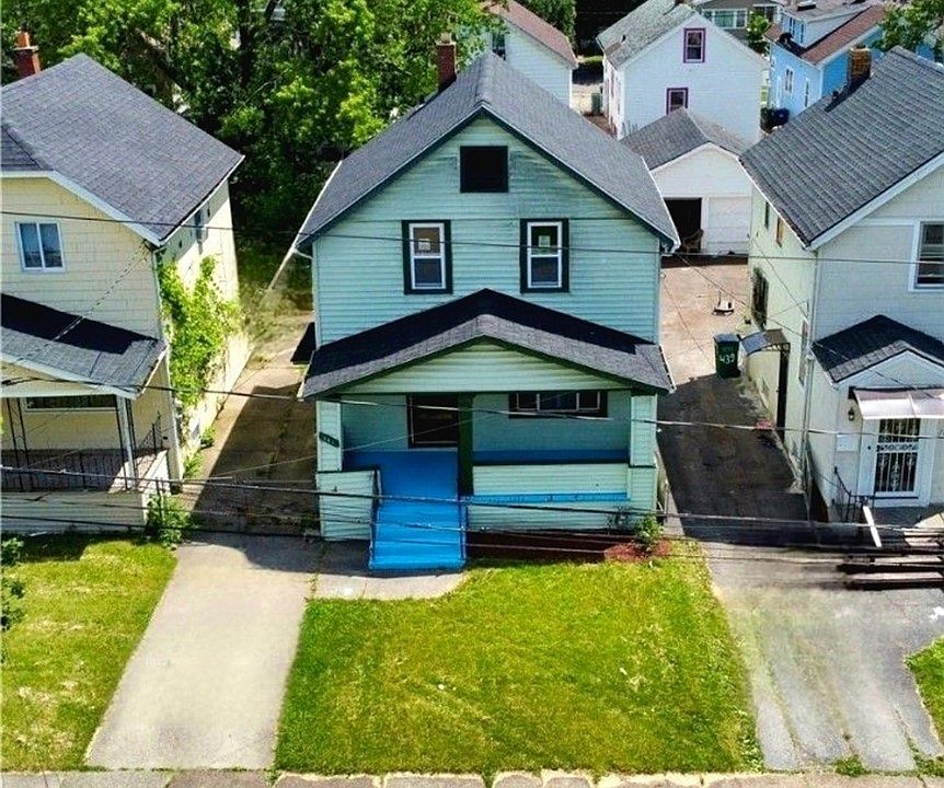 1st image of 441 Shirley Ave