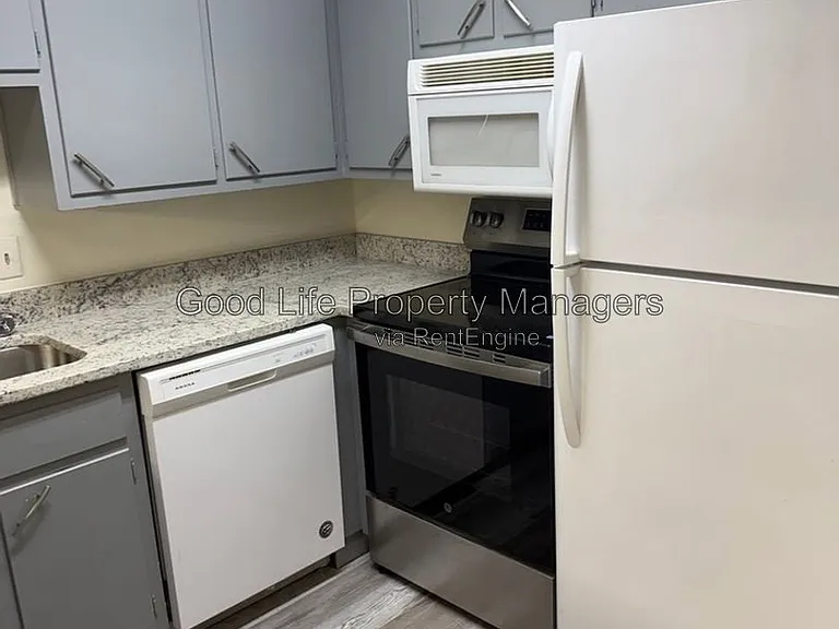 1103 N 15th Ave #103 — Photo 7