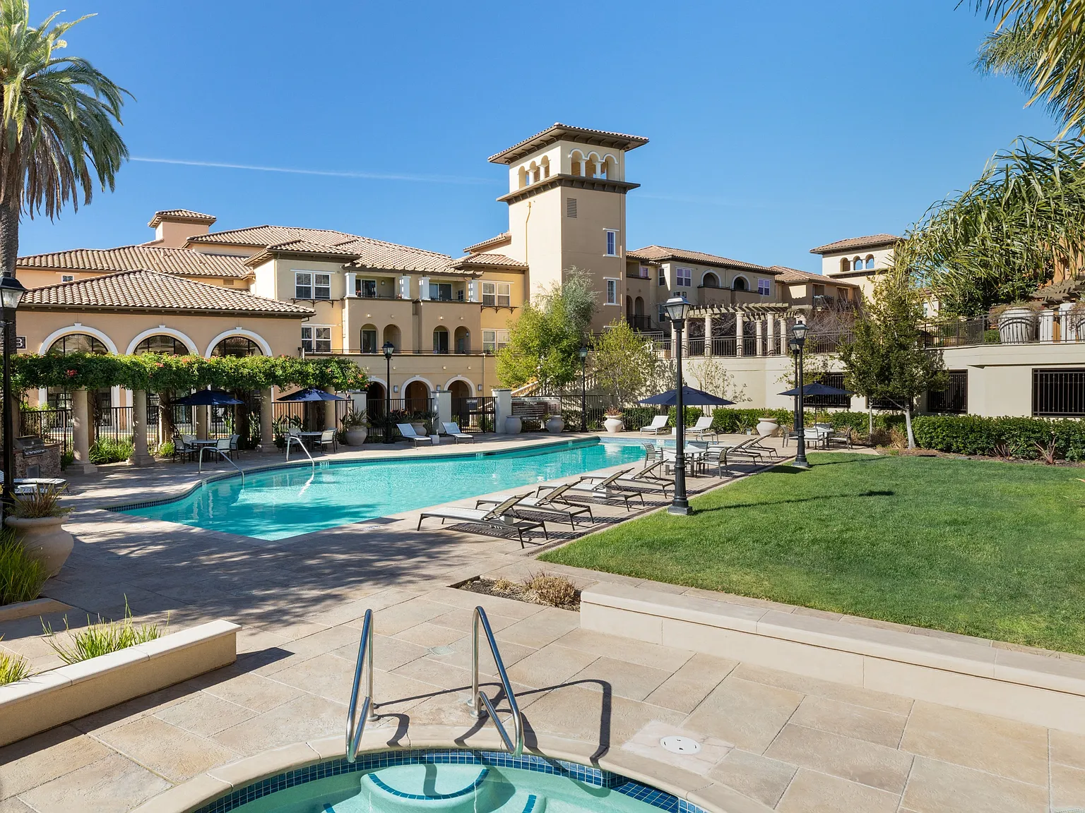 Aventino — Photo 2