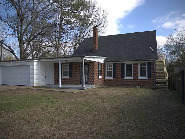 1716 Combs St #B — Photo 1