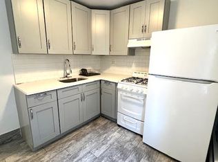 31-54 41st St #1B, Astoria, NY 11103
