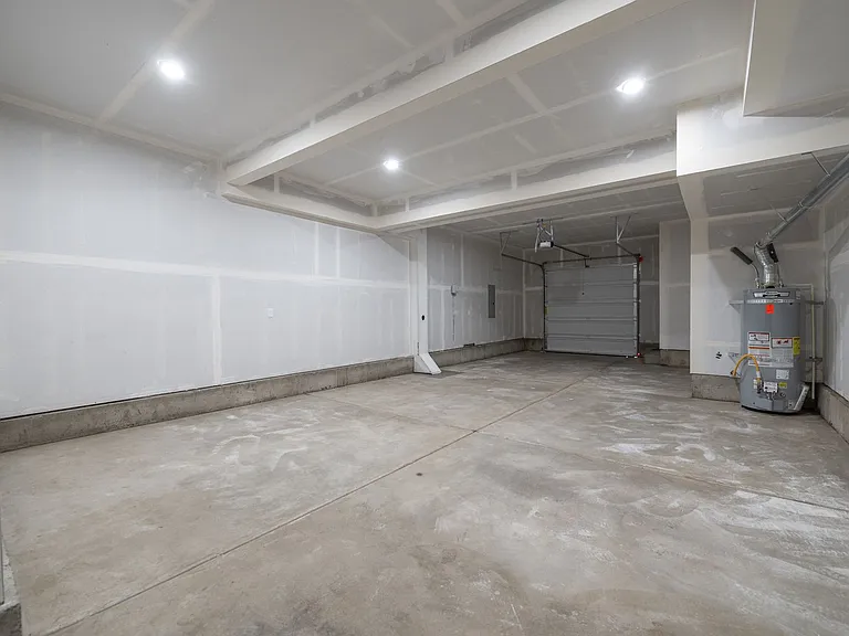 9381 SW Eunice Ln — Photo 38