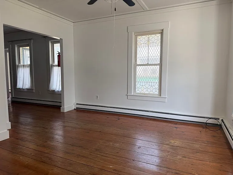 26 Leonard St #A — Photo 4