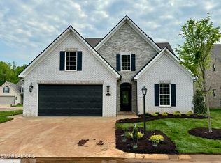 1407 Bronze Ln, Knoxville, TN 37922