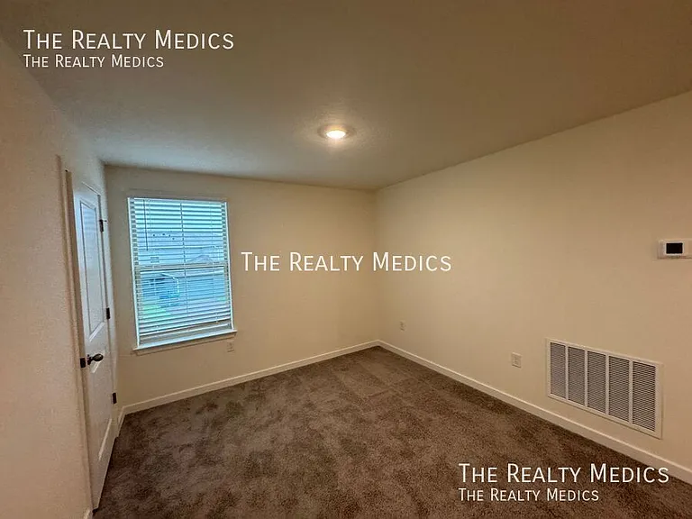 16594 Barbours Creek Way — Photo 13