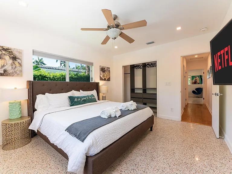 7611 Coquina Dr — Photo 23