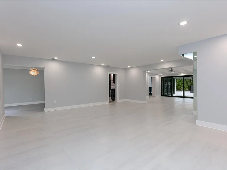 13401 SW 83rd Ave — Photo 17