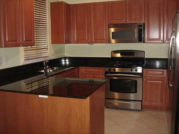 5th image of 536 NE 7th Avenue #536 - 2