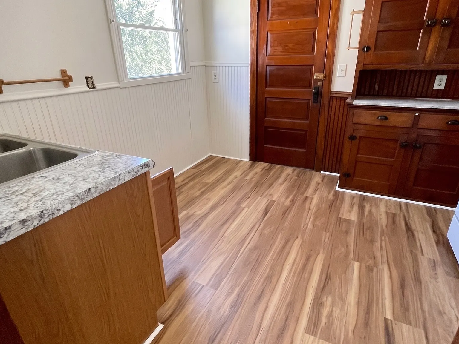 2 bed, 1050 sqft, $850 — Photo 3