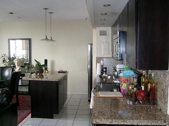 4th image of 900 Bay Dr APT 1016