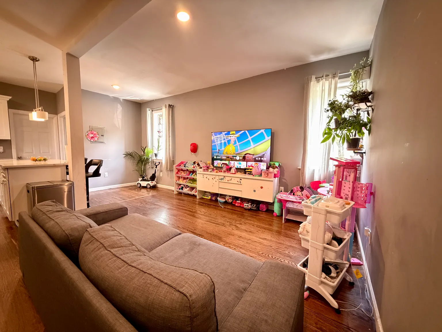 2 bed, 1800 sqft, $2,750 — Photo 4