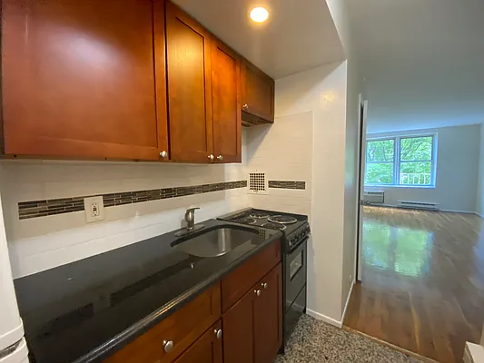 Rented by Oxford Property Group | media 1